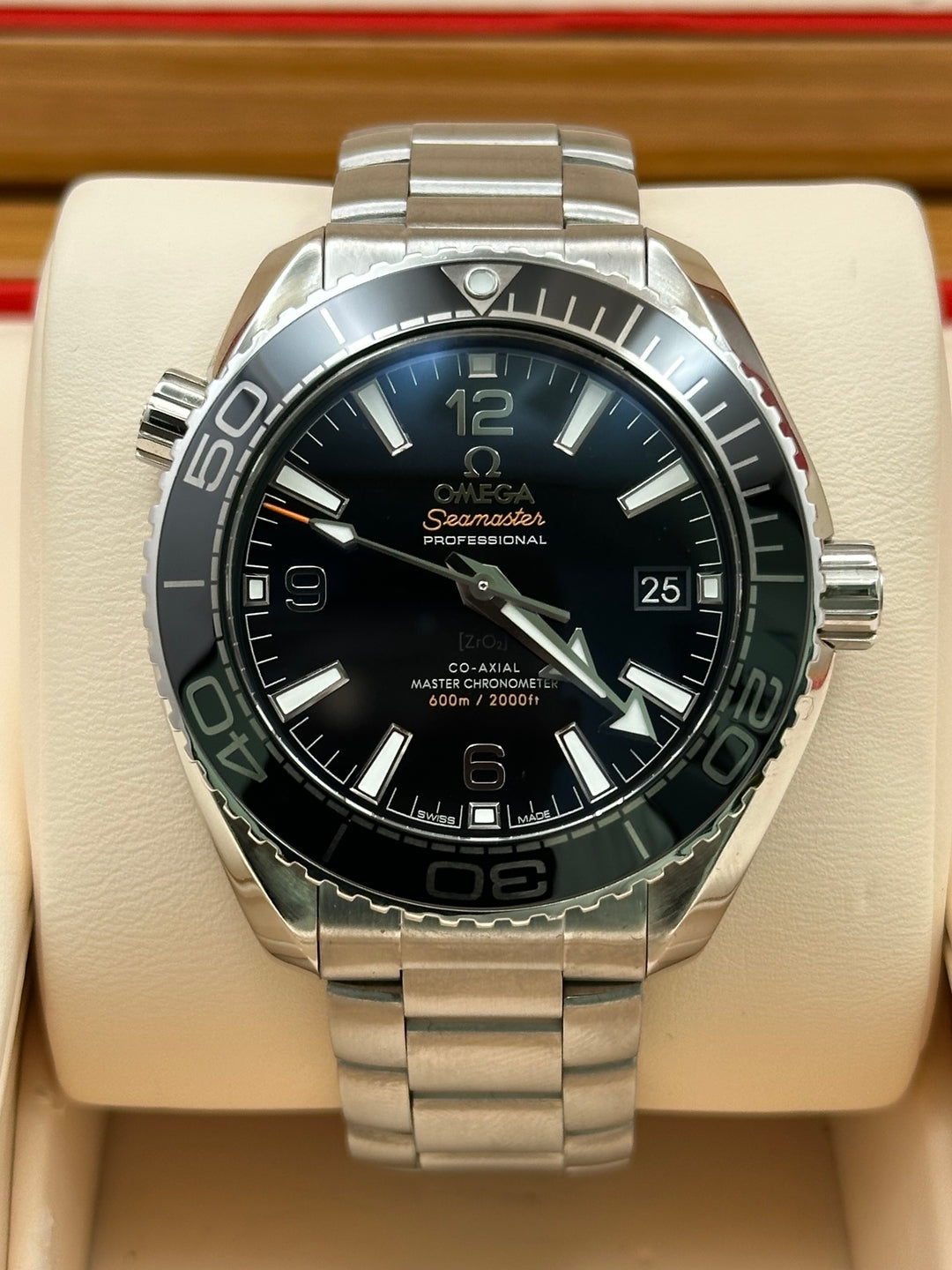 OMEGA_215.33.40.20.01.001_2_eda31b1c-77a8-4f71-b65d-afdc33970feb.jpg